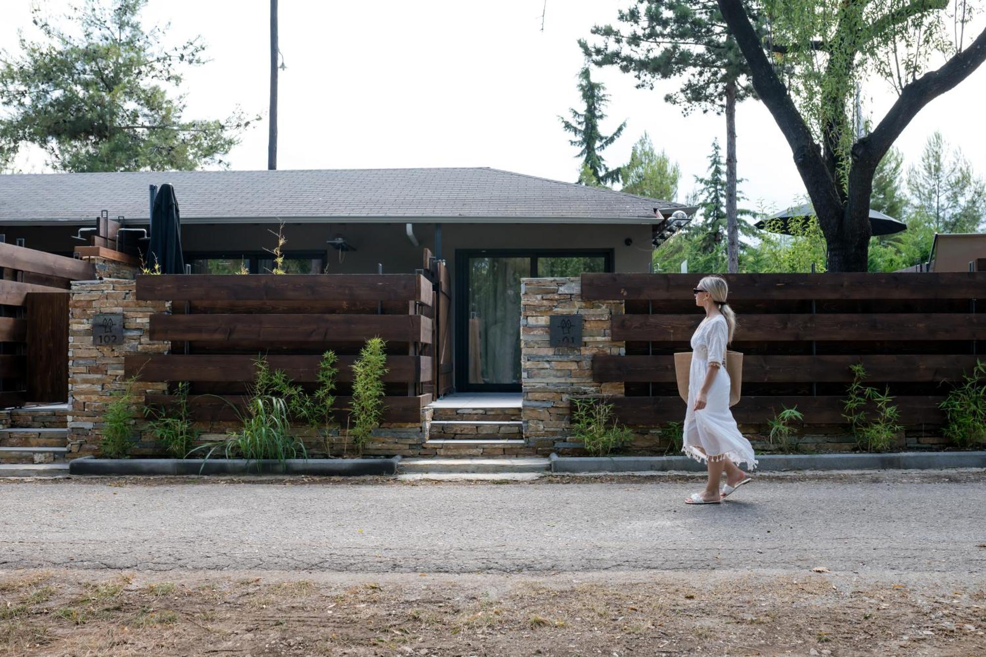 Sylvia Camping & Luxury Suites, Panel Hospitality Homes & Villas Літохоро Екстер'єр фото